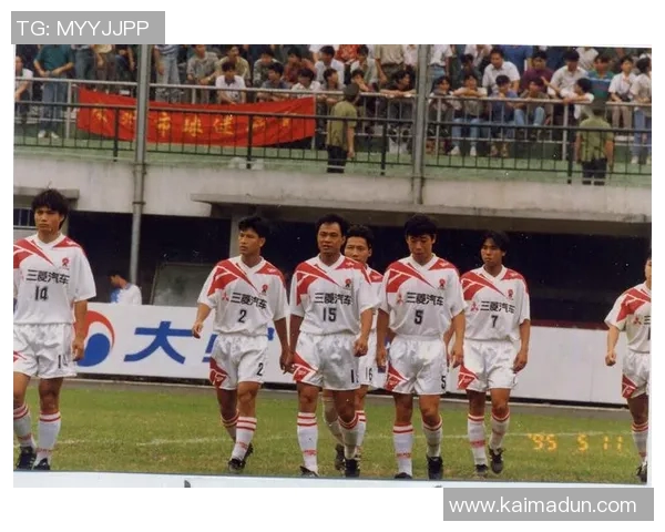 足球明星岁月流转的变老瞬间回顾与感慨视频合集