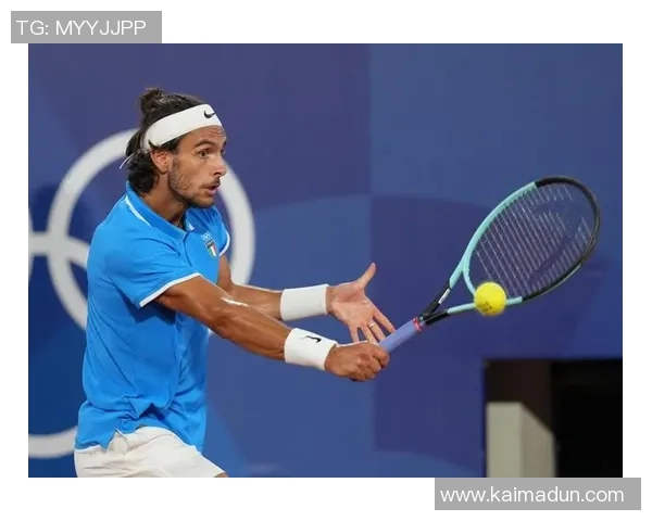 成都网球队在杯赛中的耐力表现分析与战术探讨 成都网球队在杯赛中的耐力表现分析与战术探讨