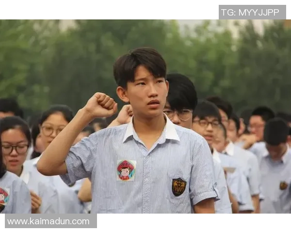 杭州羽毛球队的崛起之路：追梦奥运会的奋斗与荣耀