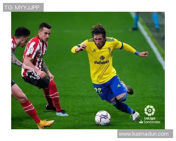 成都网球队以78分领跑世锦赛积分榜展现强劲实力