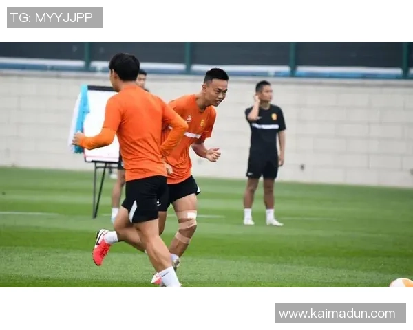 西安篮球队在邀请赛中的节奏表现分析与战术探讨 西安篮球队在邀请赛中的节奏表现分析与战术探讨