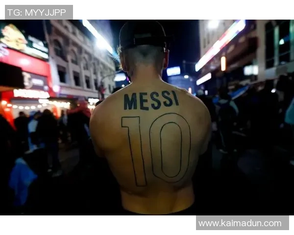 足球明星个性小纹身图案解析与设计灵感分享 足球明星个性小纹身图案解析与设计灵感分享