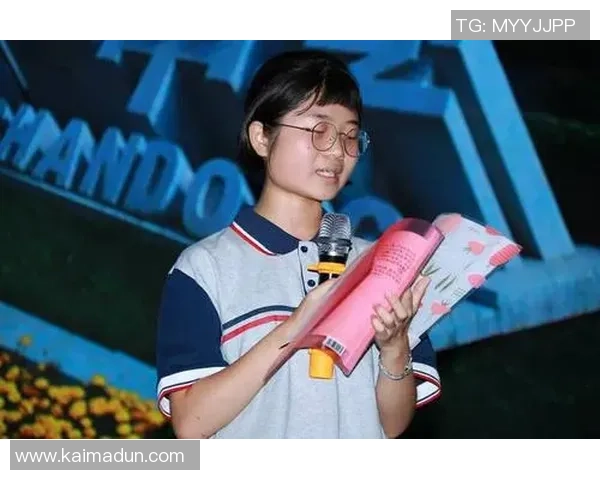 赵丽独家揭秘足球技巧与心得分享助你提升球技与战术理解 赵丽独家揭秘足球技巧与心得分享助你提升球技与战术理解